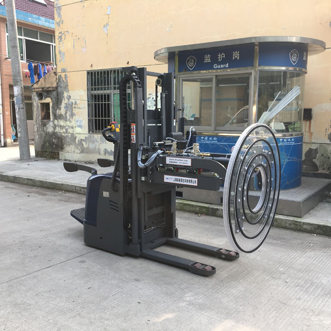 卷料搬運(yùn)車|真空吸盤(pán)鋼卷搬運(yùn)車
